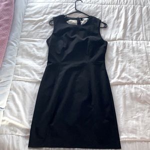 Sleeveless black dress